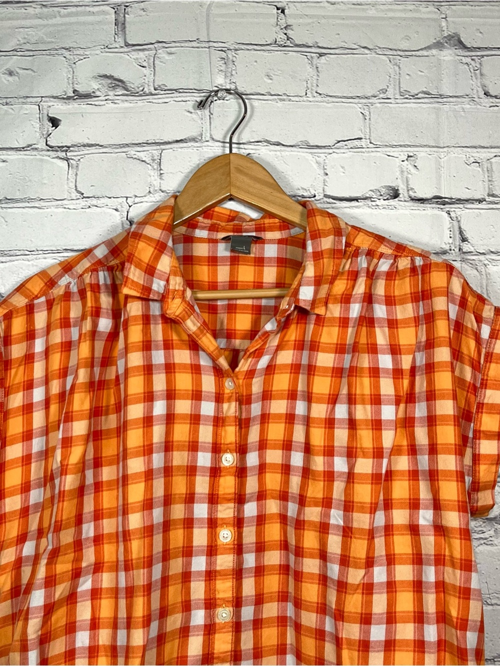 Eddie Bauer Plaid Shirt Womens Size Large Orange Button Up Cuffed Sleeves - Picture 2 of 12